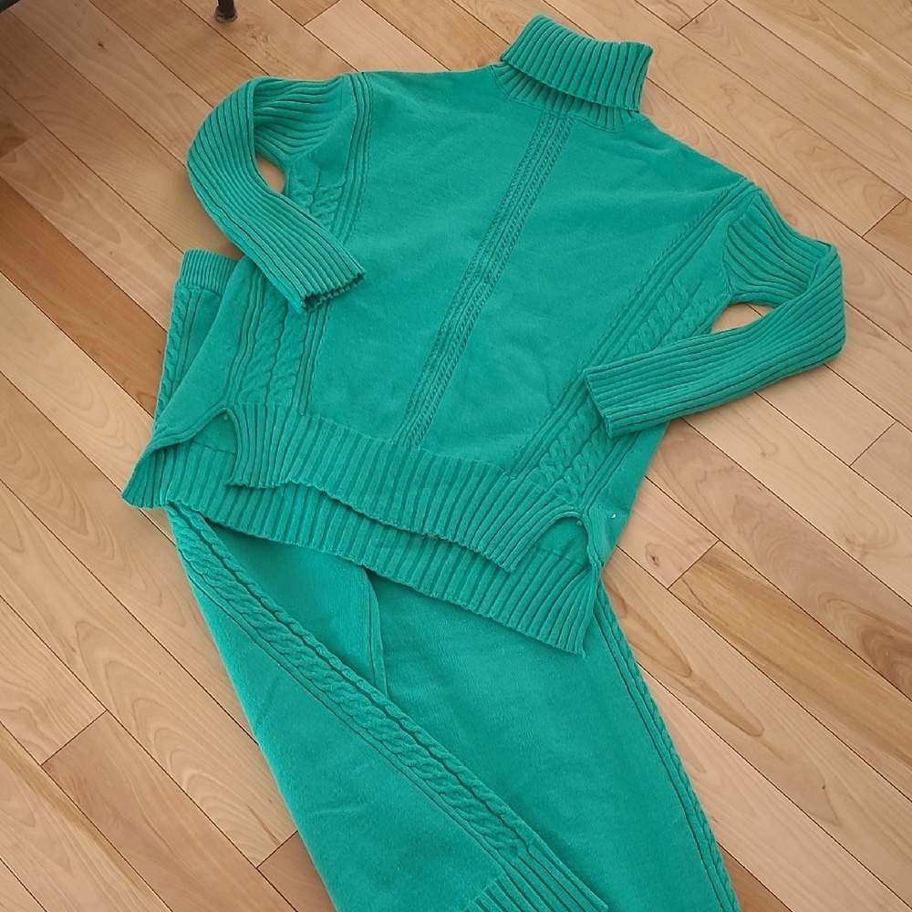 Green Knit Sweater and Pants Set